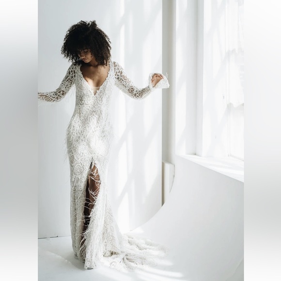 Tara Lauren Russo Gown - Picture 4 of 16